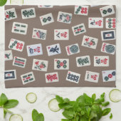 茶色の麻雀タイル(記号) キッチンタオル (折り畳み)