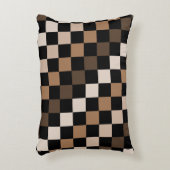 茶色の黒い市松模様にギンガム模様 アクセントクッション (正面(垂直))