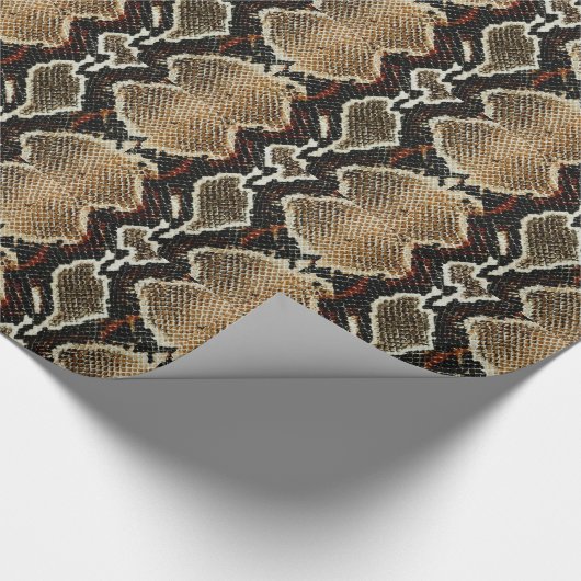 茶色の黒い赤いアニマルプリントの皮 ラッピングペーパー (角)