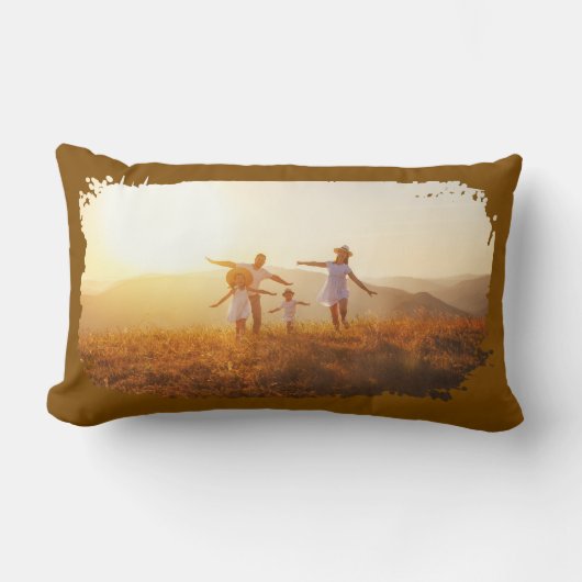 茶色モダングランジ縁ど写真 ランバークッション (正面)