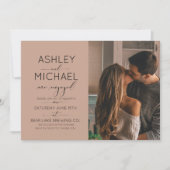 茶色モダン書道2枚フォト婚約パーティ 招待状 (正面)