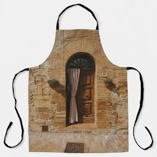 茶色煉瓦壁の茶色木戸 エプロン