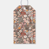 茶色、クリーム色、ピンクの花の植物学的な花模様 ギフトタグ (正面)