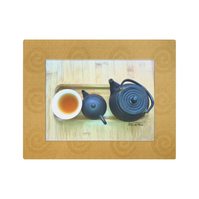 茶設定の静物画の写真の頭上式の眺め メタルプリント (正面)