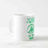 草が呼ばれて刈らねばならない コーヒーマグカップ (正面左)