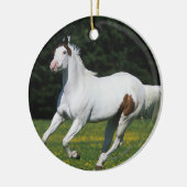 草が茂った分野のペンキの馬のランニング セラミックオーナメント (左)