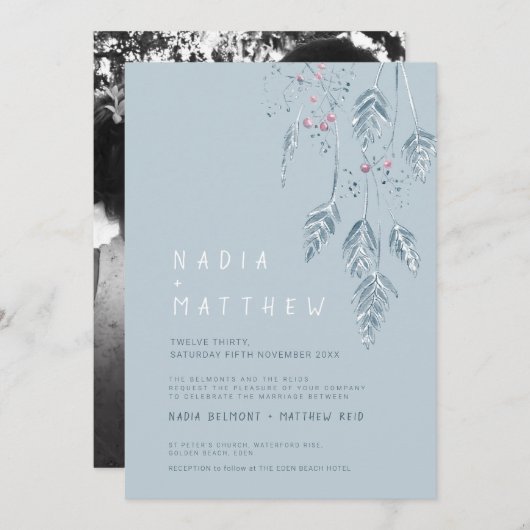 草とシンプル果実のスケッチ写真ほこりっぽい青 招待状 (正面/裏面)