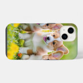 草の上で遊ぶコーギー iPhoneケース (裏面横)
