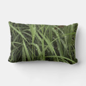 草の上に落ちる ランバークッション (裏面)