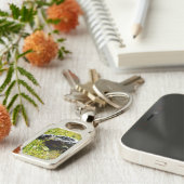 草の上の屋根裏トカゲ、金属キーリング キーホルダー (側面)