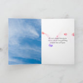 草の中にピンクの卵を持つイースターバニー カード (内部)