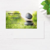 草の中に積み上げた石 (デスク)