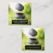 草の中に積み上げた石 スクエア名刺 (正面/裏面)