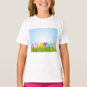 草の中のカラフルなイースターエッグ Tシャツ (正面)