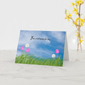 草の中のチューリップとデイジー カード (黄色い花)