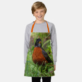 草の中の奇妙なアメリカロビン エプロン (着用した状態)