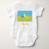 草の中の猫のベビーボディスーツ ベビーボディスーツ (裏面)