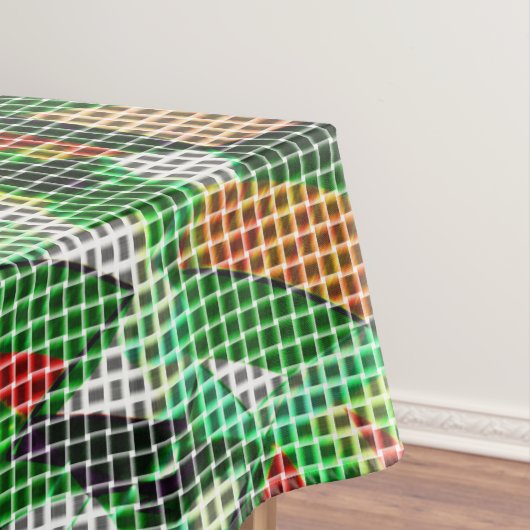 草の写真の上に編まれたバスケットのように見える テーブルクロス (インサイチュ)