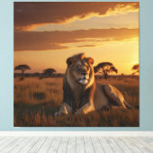 草の威厳のある多いサバンナに横たわる獅子 キャンバスプリント (インサイチュ (ウッドフロア))