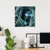 草の忘れ中に青い目ではない花 ポスター (ホームオフィス)