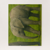 草の生えた保護者付きの若い象 ジグソーパズル (縦)