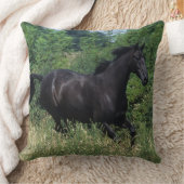 草の純血種の馬のランニング クッション (ブランケット)