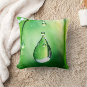 草の茎に露が落ちる クッション (ブランケット)