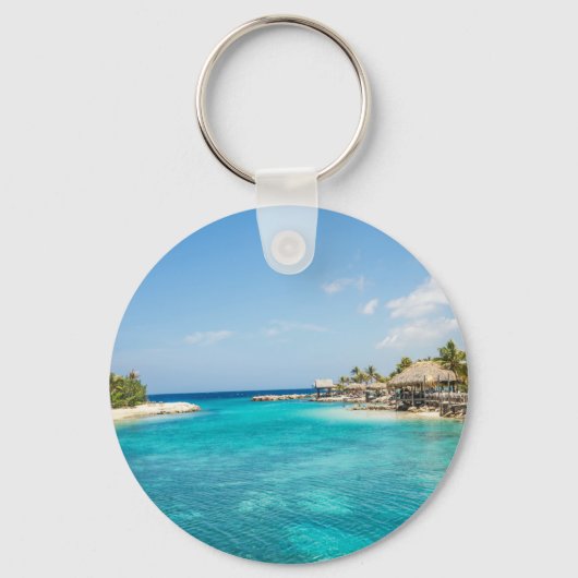 草葺き小屋を持つゴージャスブルーの熱帯ビーチ キーホルダー (正面)