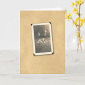 草2の女の子 カード (黄色い花)