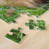 草、ベビー動物で眠っているベビーのアメリカヘラジカ ジグソーパズル (側面)