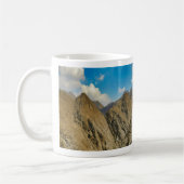 荒々しい山道のマグカップ コーヒーマグカップ (左)