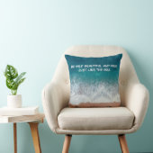 荒々しく、美しく、自由でいなさい。ちょうど海のように クッション (椅子)