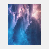 荒れた空 フリースブランケット (正面)
