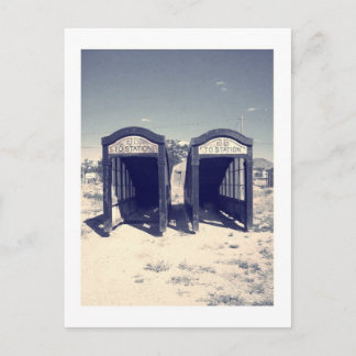 荒れ果てた不思議の国 ポストカード