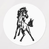 荒野で勢いよく跳躍する馬 ラベル (デザイン1)