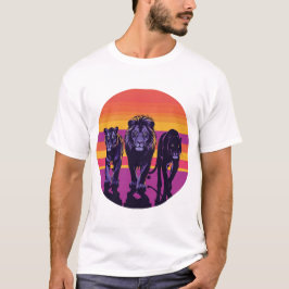 荒野のプライド - レトロな大型ネコ科動物のシルエット Tシャツ