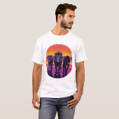 荒野のプライド - レトロな大型ネコ科動物のシルエット Tシャツ (正面フル)