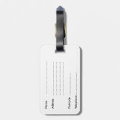 荷物のラベル。 旅行者が少ないBluebellの木製の道 ラゲッジタグ (裏面縦)