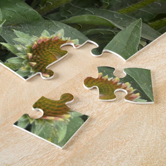 華やかなピンクのエキナセアの花とミツバチ ジグソーパズル (側面)