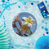 華やかなプルメリアのFrangipaniの開花 ペーパープレート (パーティー)