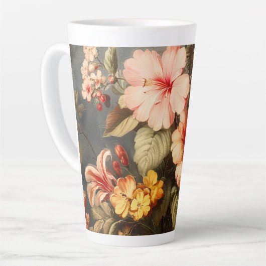 華やかなヴィンテージの花の配置 カフェラテマグ (左アングル)