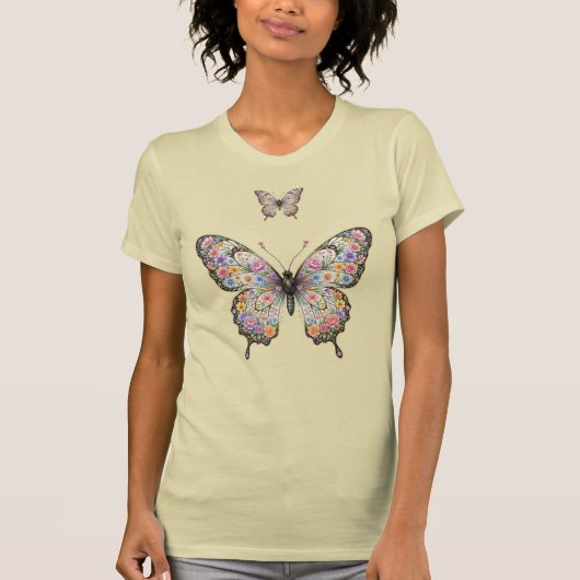 華やかな花と蝶々 Tシャツ (正面)