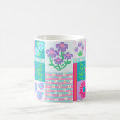 華やかな花のデザイン コーヒーマグカップ (中央)