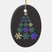 華やかな雪の結晶のクリスマスツリーホリデー