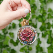 華やかに咲くバラの花と繊細な装飾 キーホルダー (手)
