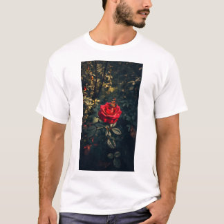 華やかに咲く Tシャツ