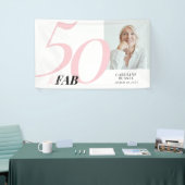 華やかピンクの50歳の誕生日お祝い 横断幕 (トレードショー)