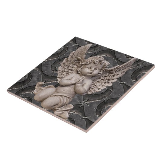 華美な鋼鉄背景の天使の天使を祈ること タイル (側面)