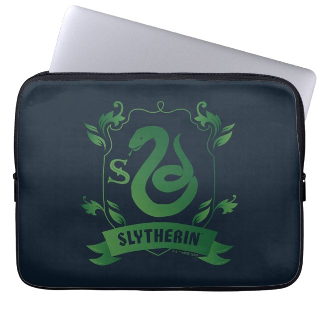 華美SLYTHERIN™ハウスクレスト ラップトップスリーブ (正面)