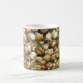 落ちたなドングリの分野が付いているコーヒー・マグ コーヒーマグカップ (中央)